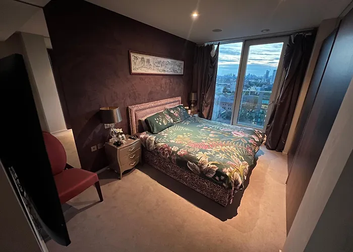 Best Penthouse In Canary Wharf