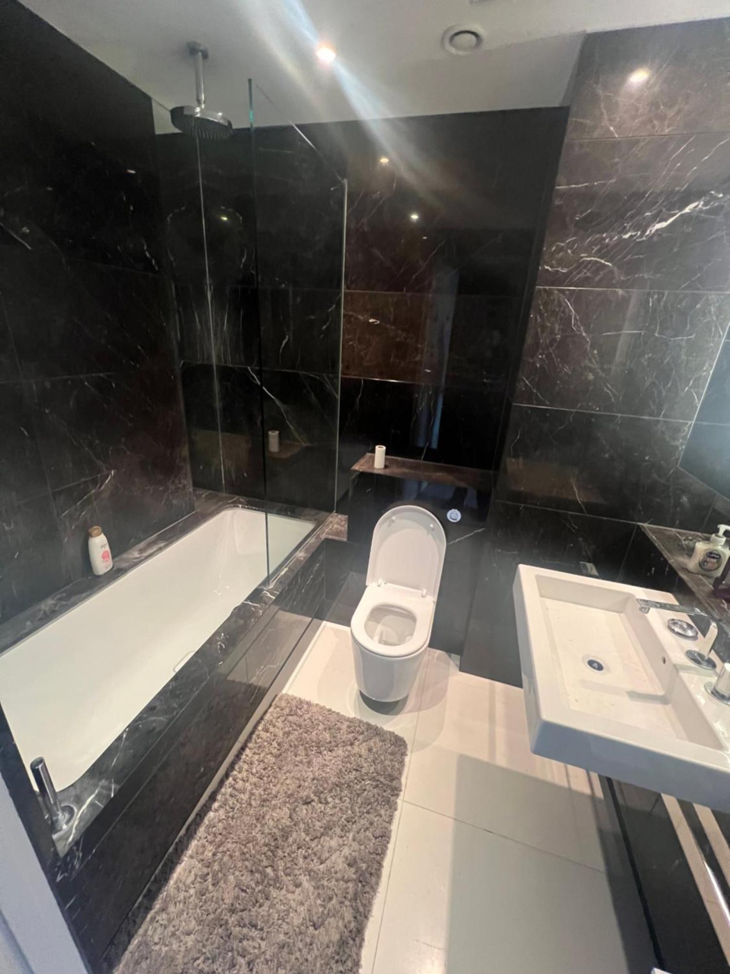 Penthouse In Canary Wharf Apartment *